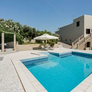 https://secluded-family-villa.rethymnohotels.net